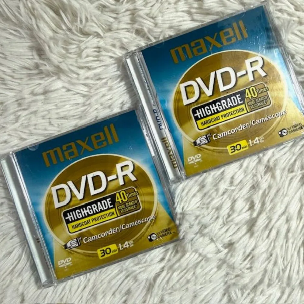 Panasonic VDR-D220 DVD Video Camera Camcorder + Storage Travel Bag + DVD-R Discs
